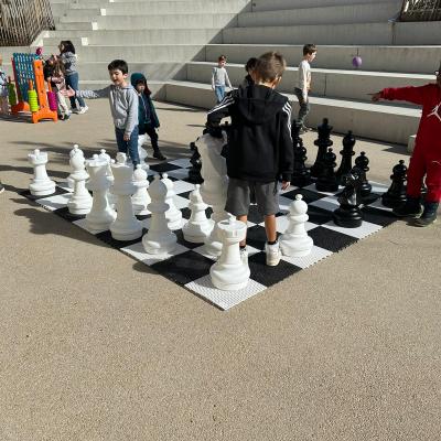 Jeux XXL : Puissance 4 et échecs